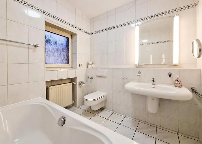 Tolstov House - 6 House With Terrace And Parking - 30 Min Messe Dus * Mönchengladbach