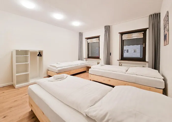 Lejlighed Tolstov House - 6 House With Terrace And Parking - 30 Min Messe Dus *