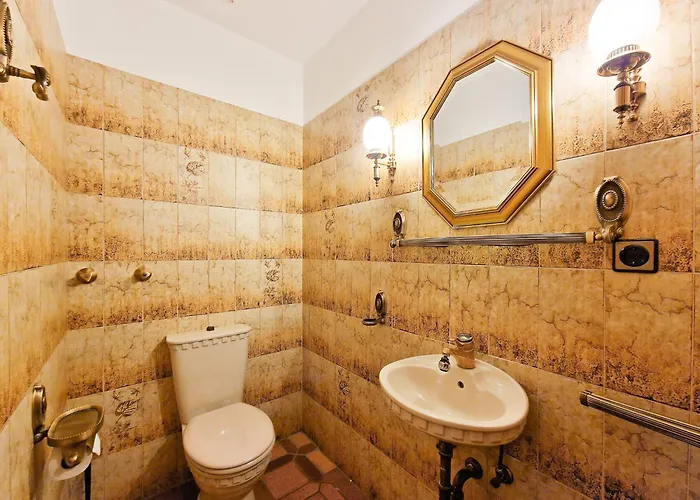 Tolstov House - 6 House With Terrace And Parking - 30 Min Messe Dus *