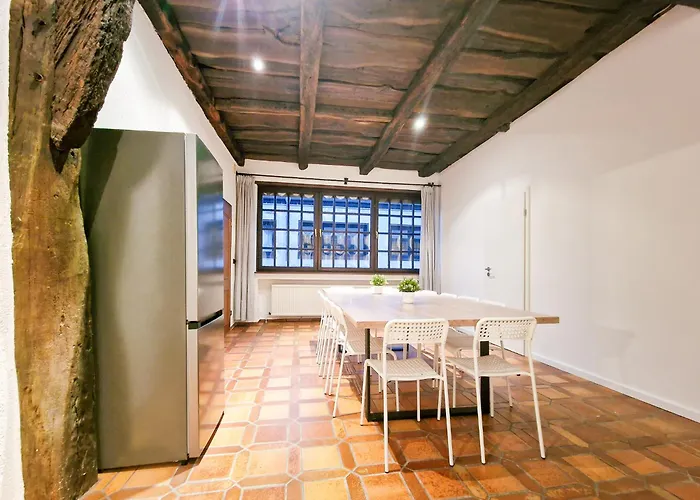 Tolstov House - 6 House With Terrace And Parking - 30 Min Messe Dus